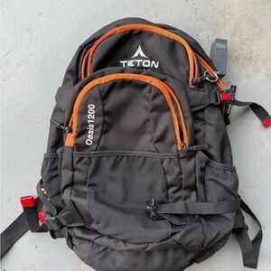 Teton Oasis 1200 Backpack